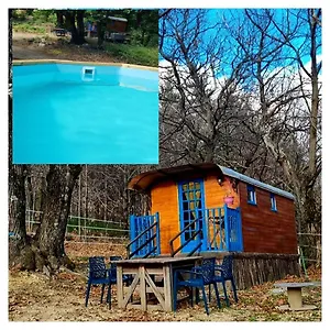  Camping Gite La Bleuet Avec Piscine
